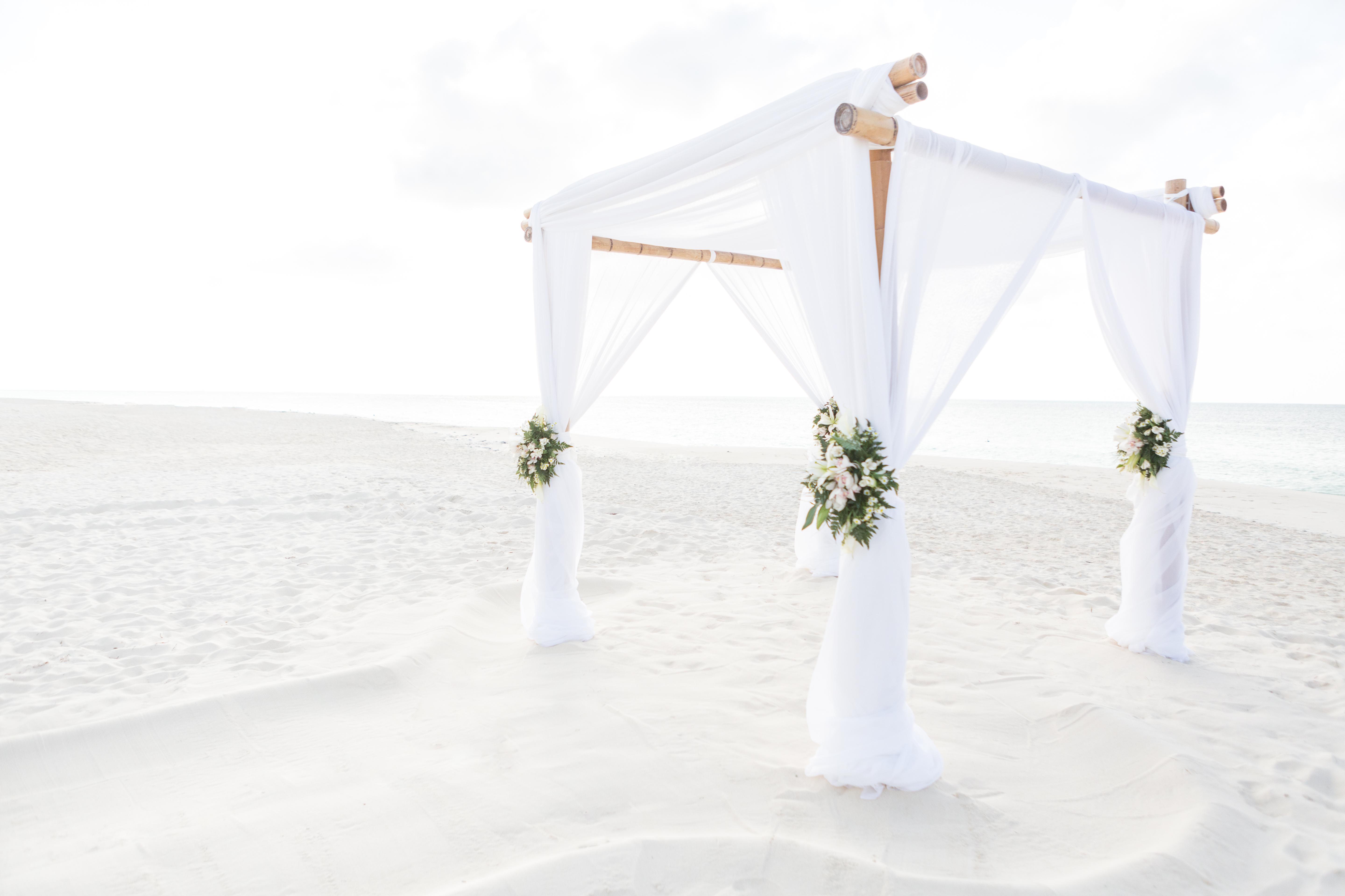 Aruba, aruba wedding, destination wedding, real wedding, wedding story, one happy island, travel, caribbean wedding, wedding planning, wedding photography