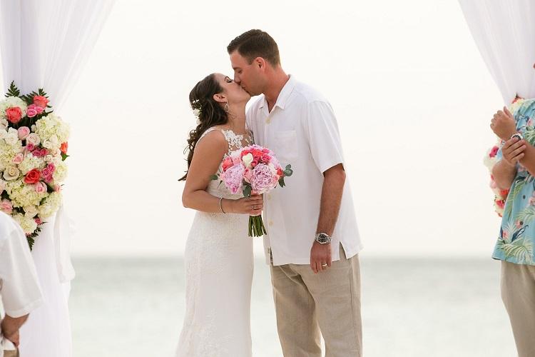 Aruba Destination Wedding | Aruba Beach Brides