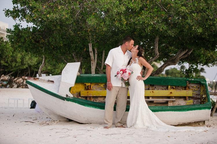 Aruba Destination Wedding | Aruba Beach Brides