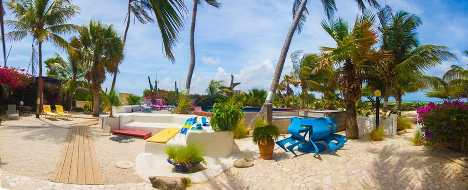 Aruba Romantic Getaway | Aruba Accommodations Beach House Apartments | Aruba Beach Brides