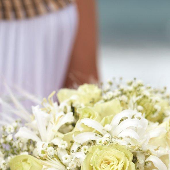 Aruba Wedding Bouquet | Caribbean Snow Queen | Aruba Destination Wedding | Beach Brides